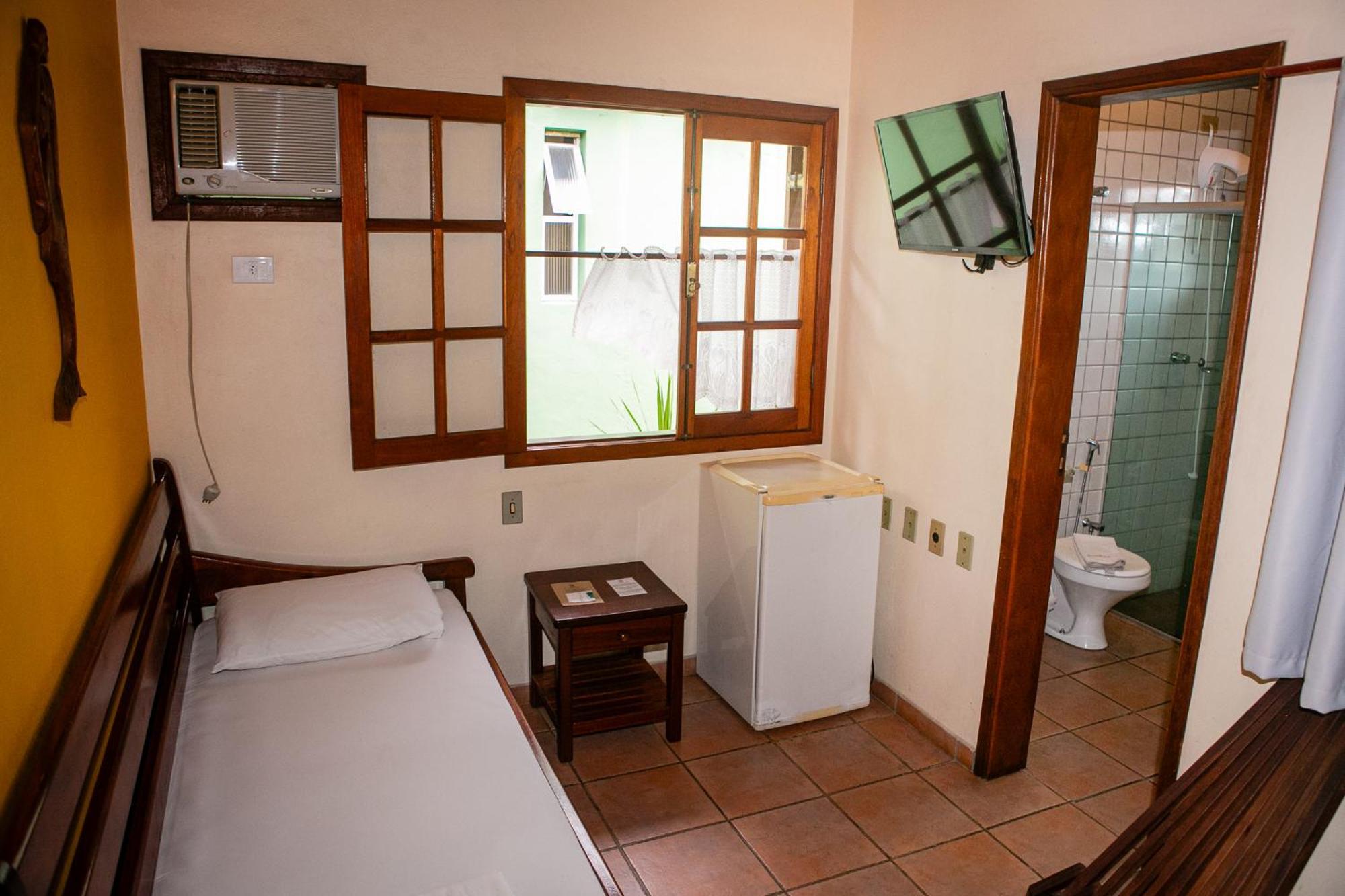 Pousada Jardon Ubatuba - Refugio Para Adultos Exterior photo